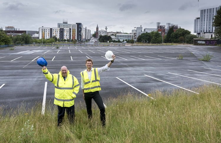 Mayor Joe Anderson with Knowledge Quarter CEO Colin Sinclair at site of Liverpools new 1bn medical hub