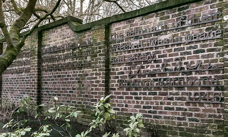 Eleanor Rathbone Artwork in Greenbank Park, December 2016