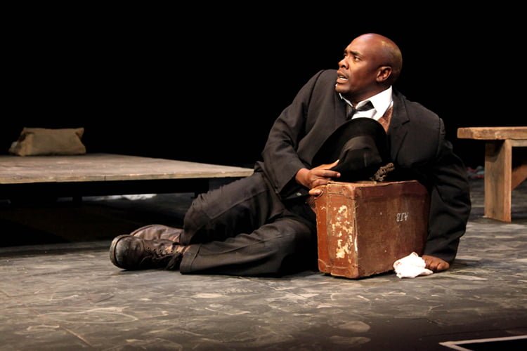089 The Suitcase roduction Pics - May 2012