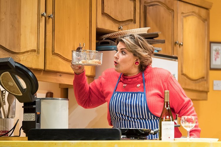 Review: Shirley Valentine at The Floral Pavilion