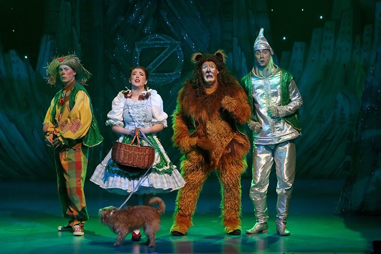 Review: The Wizard of Oz at Theatre Royal St Helens
