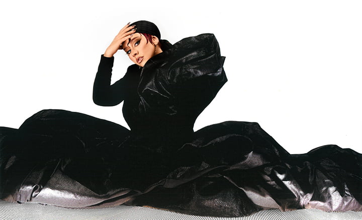 Christina Aguilera Digital Images Resize 720x437