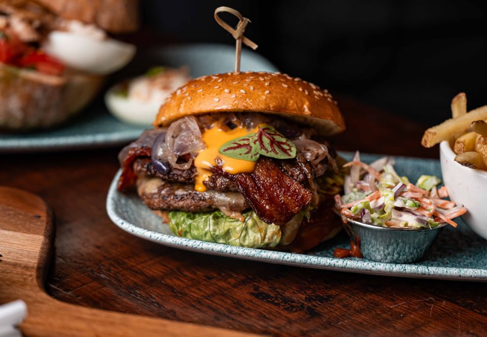Punch Tarmey’s celebrates launch of new menu with mega 500 Burger giveaway