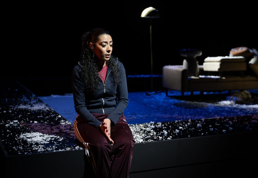 Review – Attachment – Everyman Theatre, Liverpool